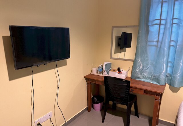 ホテル O ラフマ ソジョーン センター