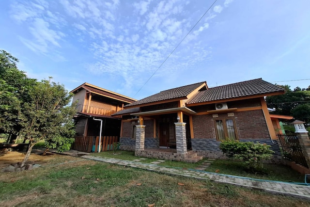 OYO 94245 アリャ ホームステイ シャリア