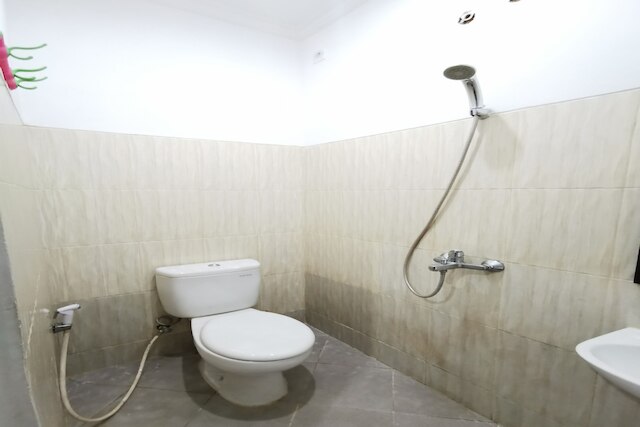 ホテル O ラマ ホームステイ