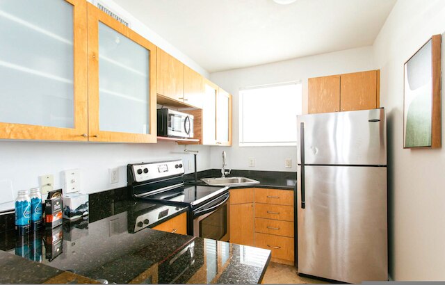 スペーシャス アパート イン ザ ハート オブ サウス ビーチ