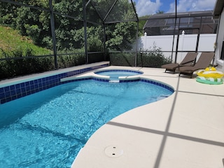 8056 インディアン クリーク ブルバード