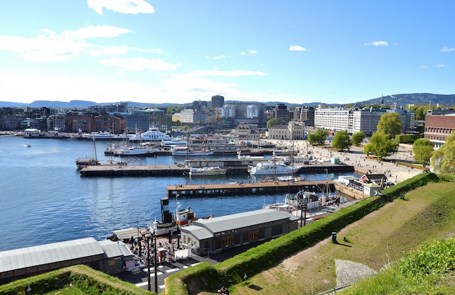 フォレノム サービスド アパート オスロ シティ ホール