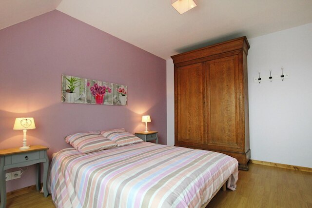 セミ デタッチド ハウス, バシリー