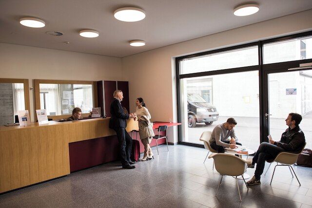 ゲストハウス フンツィカー