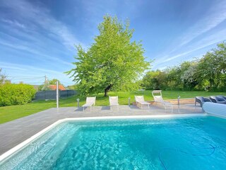 ノーマン プロパティ ウィズ プール, ベイ オブ モン サン ミッシェル