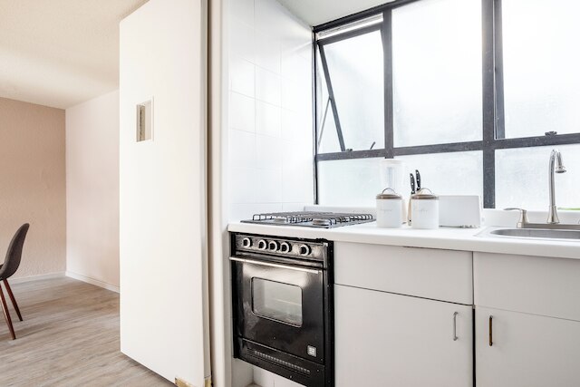 スタイリッシュ 2ベッドルーム イン ローマ - パーキング- WiFi- スリープス 6