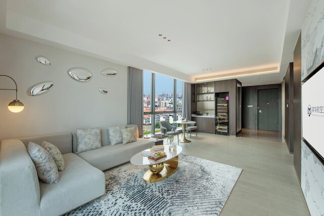 Meihua Airlines Theme Hotel