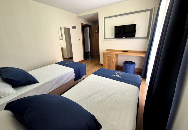 ニュー フォース オテル