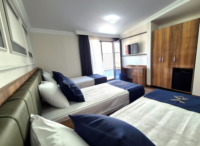 ニュー フォース オテル