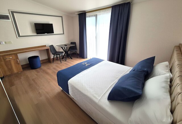 ニュー フォース オテル