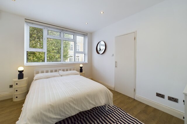 ジ エールズ コート ハイドアウェイ - ウォーム 3ベッドルーム ハウス