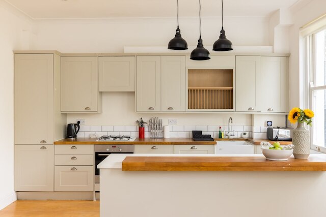 ジ フィルビーチ ガーデンズ プレイス - ラブリー 5ベッドルーム フラット ウィズ テラス