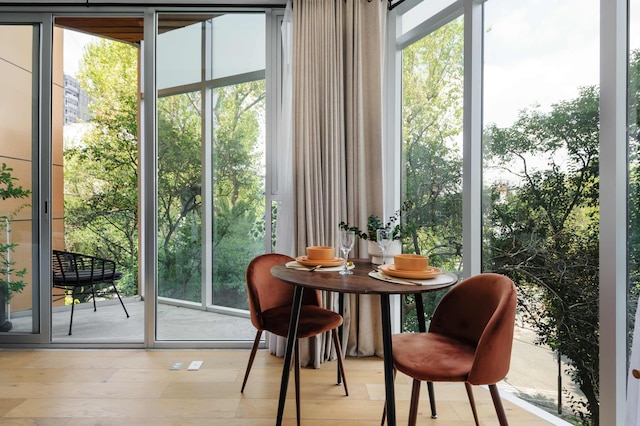 ウィズ マジェスティック ロフト ウィズ バルコニー イン ローマ ノルテ