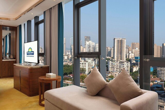 Days Inn by Wyndham Chongqing Jiulongpo