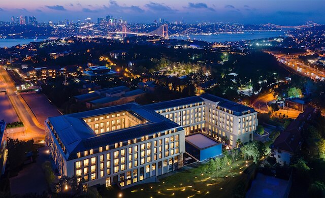 アルチュニザーデ スイーツ イスタンブール, キュリオ コレクション バイ ヒルトン