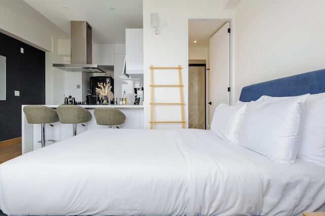 アイコン シベレス バイ ウィンウッド ハウス