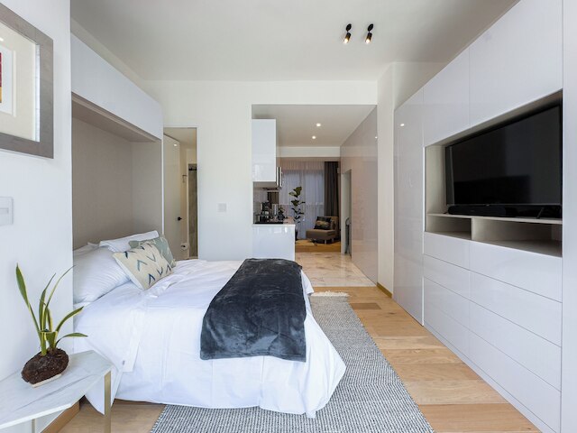 アイコン シベレス バイ ウィンウッド ハウス