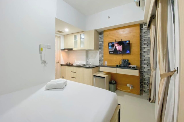 コンフォータブル スタジオ ルーム タマン メラティ シンドゥアディ アパートメント