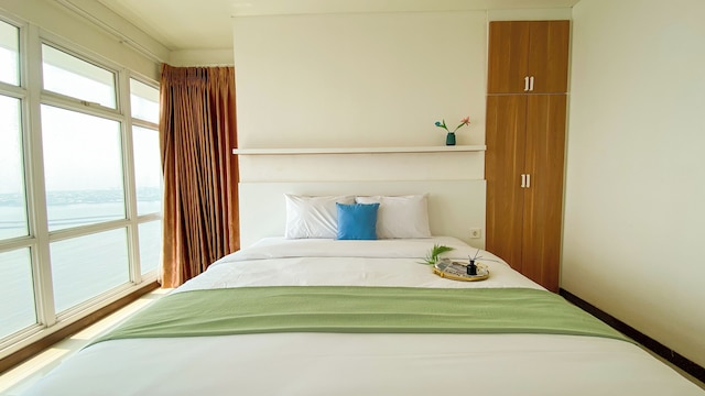 ベスト ホーミー アンド スペーシャス 3BR アット グリーン ベイ コンドミニアム アパートメント