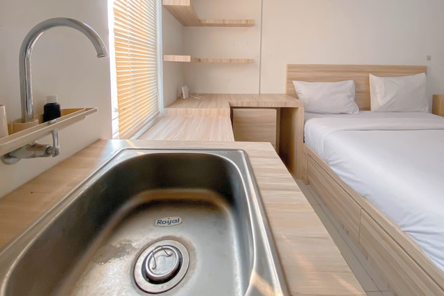 シンプリー ルック アンド ホーミー スタジオ パルトロウ シティ アパートメント