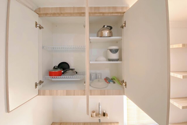 シンプリー ルック アンド ホーミー スタジオ パルトロウ シティ アパートメント