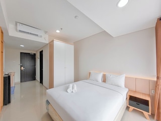 ホーミー アンド リラクシング スタジオ パトラランド アマルタ アパートメント