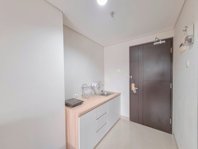 ホーミー アンド リラクシング スタジオ パトラランド アマルタ アパートメント