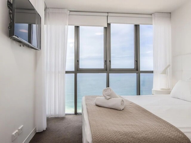 オーシャンフロント アット ラプソディ バイ コースタル レッティング カンパニー