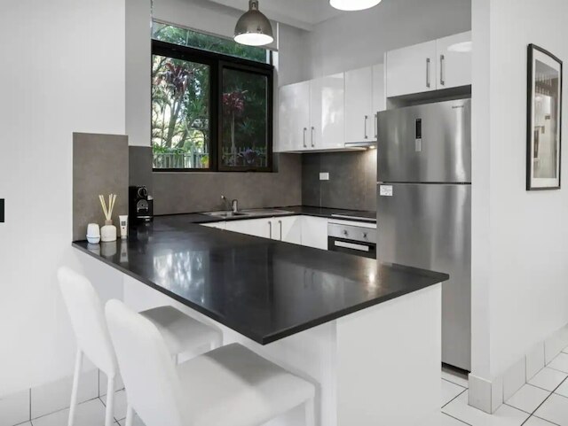 アレクサンダー アパートメント - グラウンド フロア 2 ベッドルーム