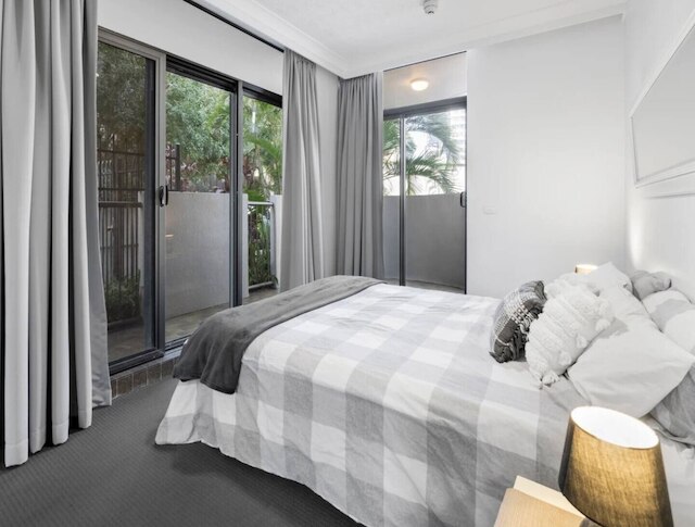 アレクサンダー アパートメント - グラウンド フロア 2 ベッドルーム