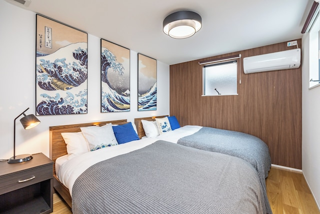 Modern Japan 東京浅草 east