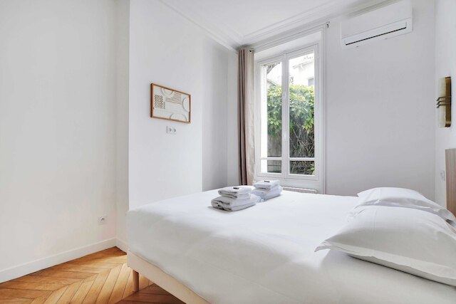 レジデンス ヌイイ ブルード