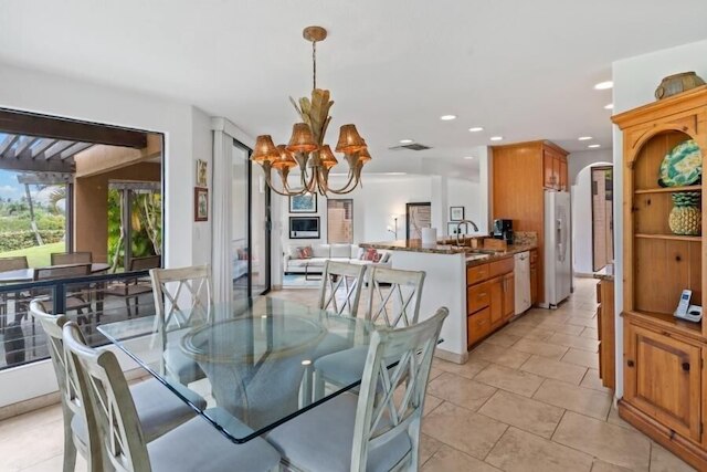 ワイレア エカヒ、#19a 2 ベッドルーム コンド バイ レッドオーニング