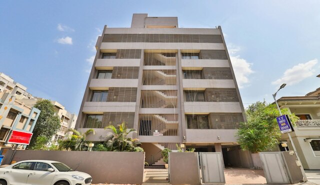 ホテル ナンダニ