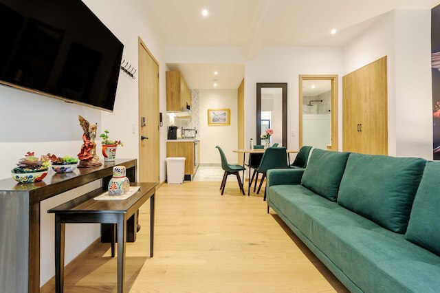 ウィズ スタニング ロフト ウィズ モダン テラス イン ローマ ノルテ