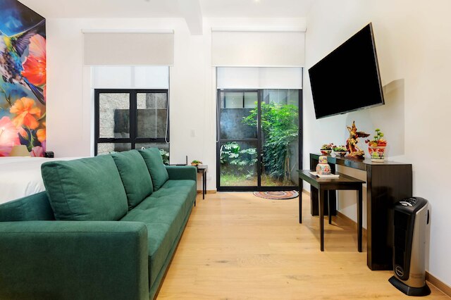 ウィズ スタニング ロフト ウィズ モダン テラス イン ローマ ノルテ