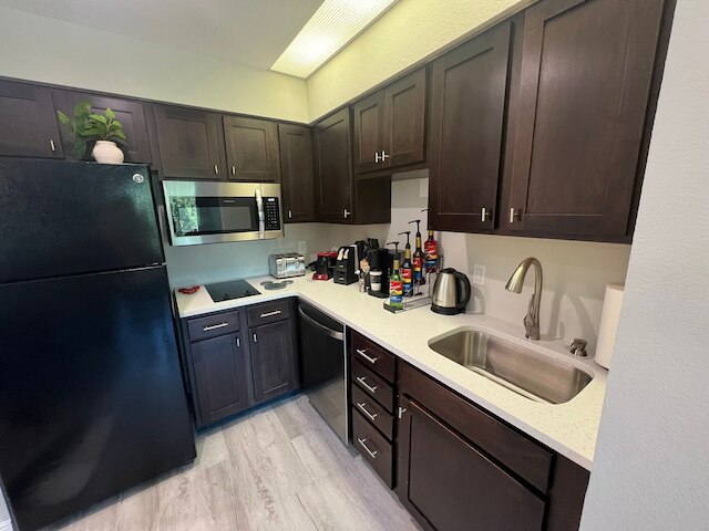 フリー パーキング ディズニー シャトル