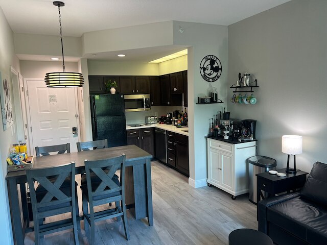 フリー パーキング ディズニー シャトル