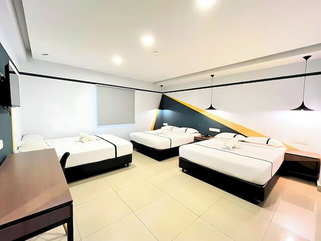 スマイル ホテル ティティワンサ ペケリリング セントゥル