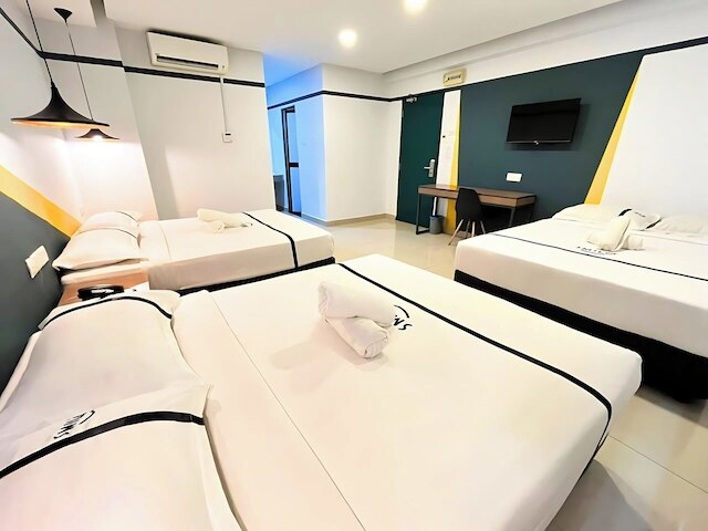 スマイル ホテル ティティワンサ ペケリリング セントゥル