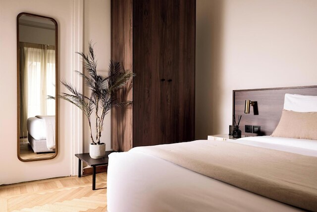 ライム レジデンス シンタグマ バイ オーラ ホームズ