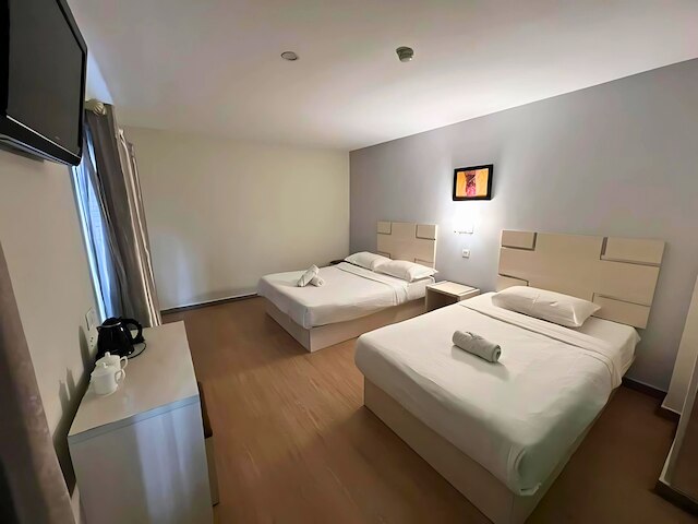 シーズ ホテル チェラス マルリ