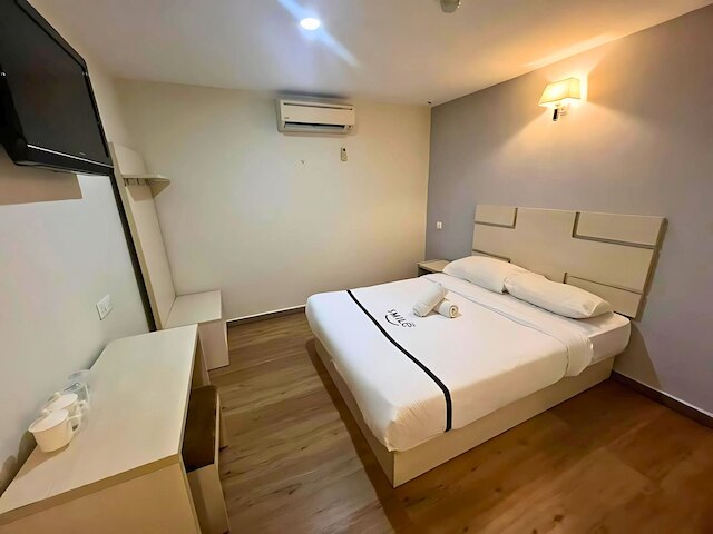 シーズ ホテル チェラス マルリ