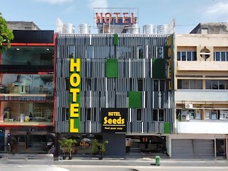 シーズ ホテル チェラス マルリ