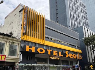 シーズ ホテル チョウ キット