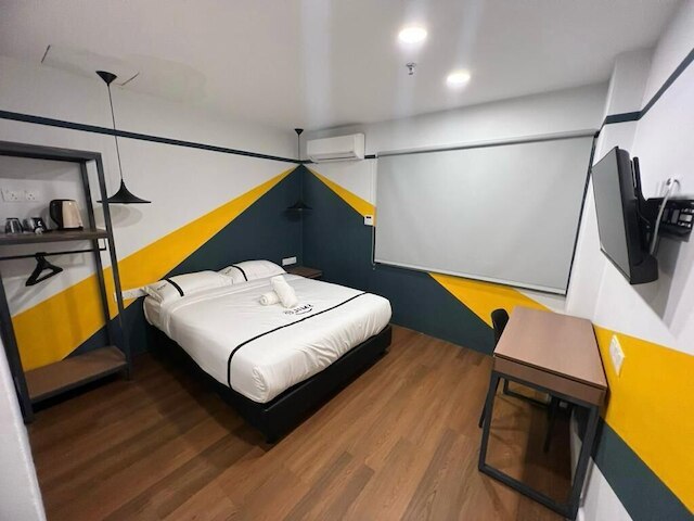 シーズ ホテル チョウ キット