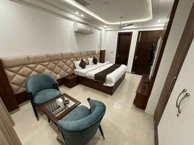 ザ ロイヤル オークス