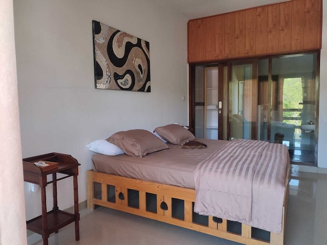 カルマニ ヴィラ