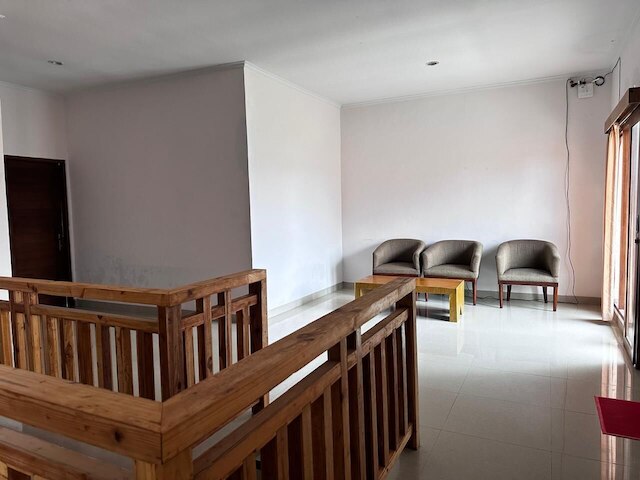 カルマニ ヴィラ