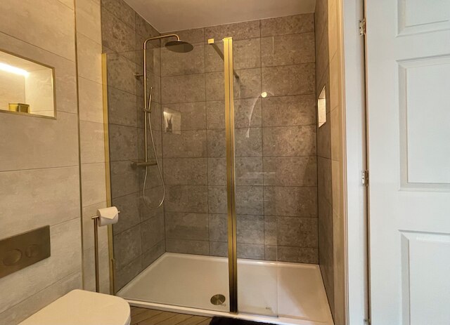 コージー マンチェスター ハイダウェイ ウィズ 2 ベッドルームズ